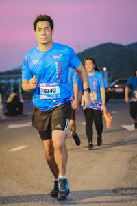 BIB: 6742
                            <button type="button" onclick="openModal(3393552)" class="btn btn-primary btn-sm float-right btn-popup" data-toggle="modal" data-target=".modal-high-quality">
                        <i class="fas fa-shopping-cart"></i> Add to Cart
                    </button>
                                            <button type="button" onclick="isThisMe(3393552, true)" class="btn btn-success btn-sm float-right btn-popup btn-isme hidden" data-toggle="tooltip" data-placement="bottom" title="นี่คือรูปของคุณใช่ไหม คลิกที่นี่เพื่อเอาเข้าอัลบั้ม">
                        <i class="fas fa-plus"></i> Add to album
                    </button>
                    <button type="button" onclick="isThisMe(3393552, false)" class="btn btn-warning btn-sm float-right btn-popup btn-isnotme hidden">
                        <i class="fas fa-ban"></i> Remove from album
                    </button>